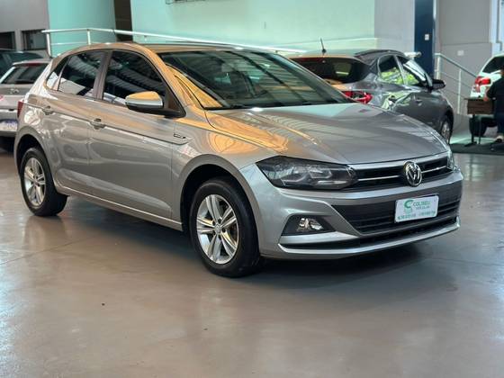 VOLKSWAGEN POLO 1.0 200 TSI COMFORTLINE AUTOMÁTICO